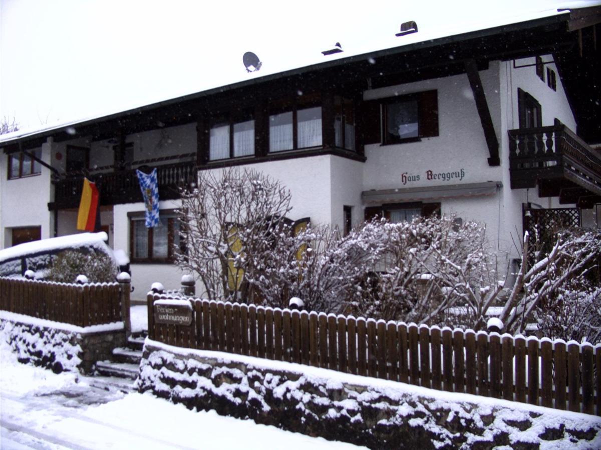Haus Berggruss Inkl. Chiemgaukarte Apartment โรพอลดิง ภายนอก รูปภาพ