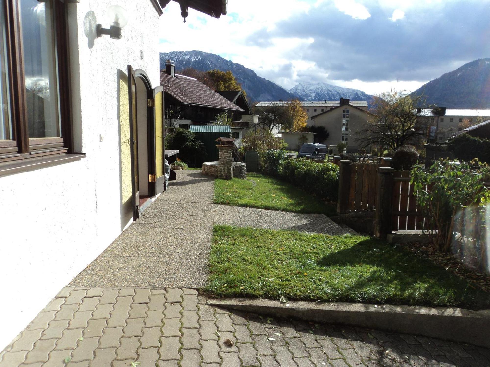 Haus Berggruss Inkl. Chiemgaukarte Apartment โรพอลดิง ภายนอก รูปภาพ