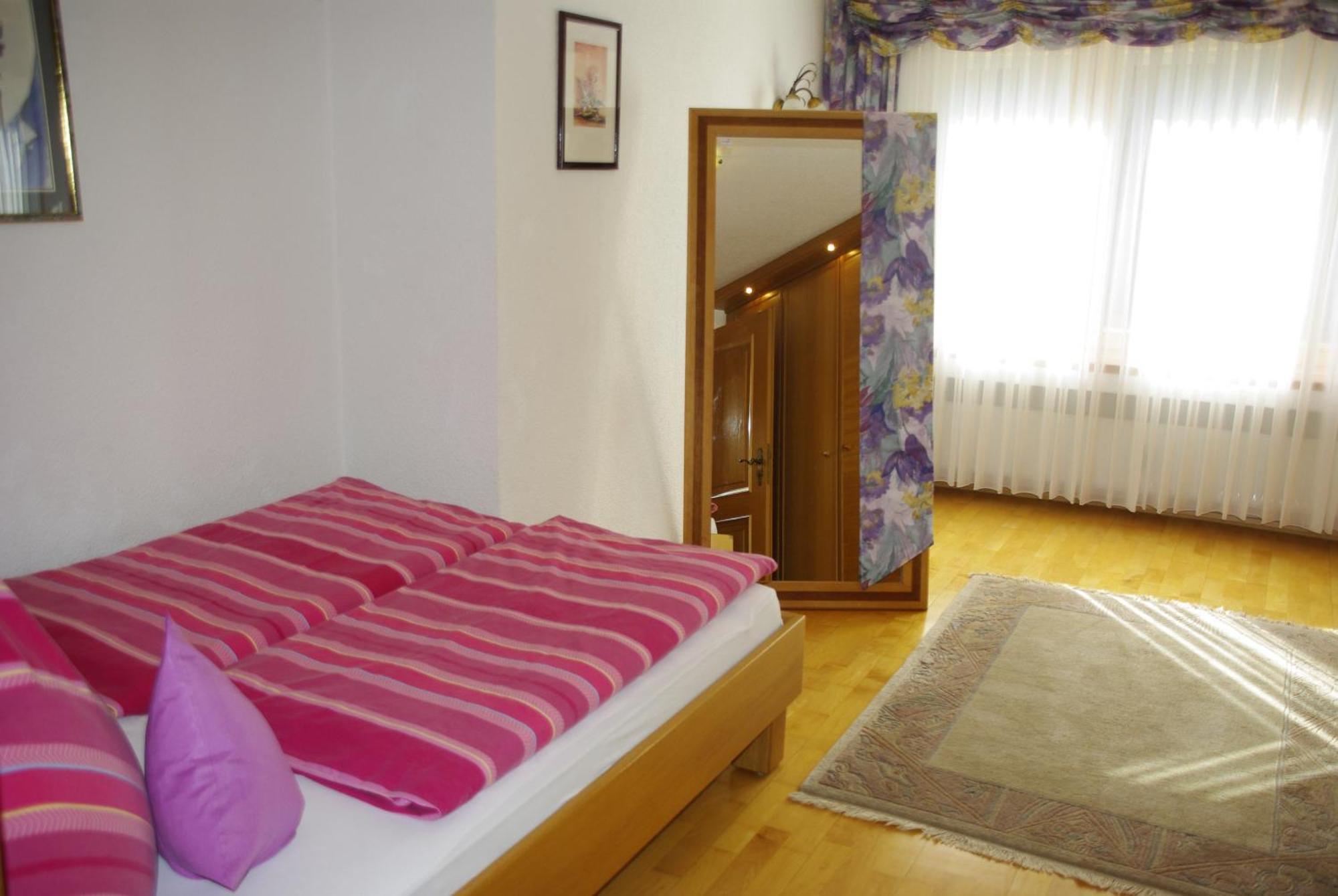 Haus Berggruss Inkl. Chiemgaukarte Apartment โรพอลดิง ภายนอก รูปภาพ