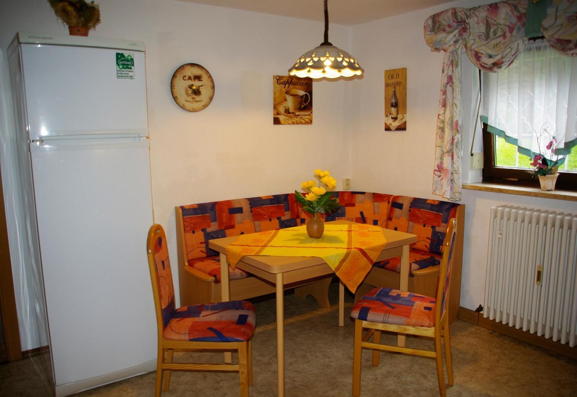 Haus Berggruss Inkl. Chiemgaukarte Apartment โรพอลดิง ภายนอก รูปภาพ