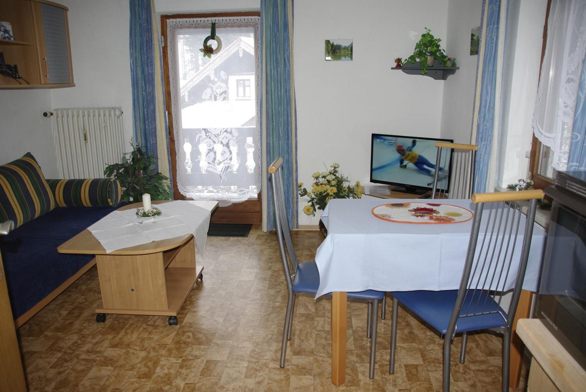 Haus Berggruss Inkl. Chiemgaukarte Apartment โรพอลดิง ภายนอก รูปภาพ